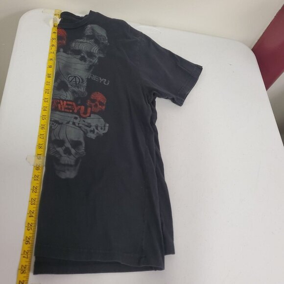 The Core Mens Atreyu Graphic Band T Shirt Size L Grunge Skulls Rock Music Y2K - Picture 6 of 8